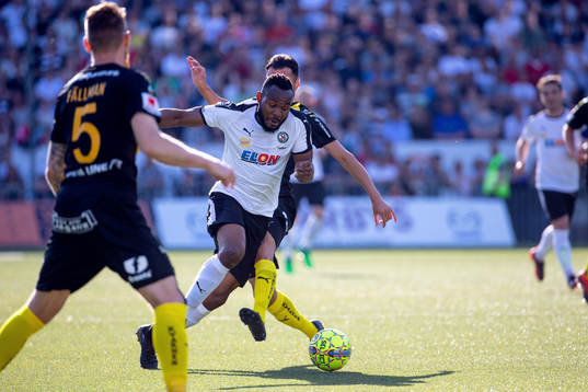 Örebros Michael Junior Omoh