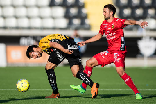 Häckens Daleho Irandust och Elfsborgs Robert Gojani