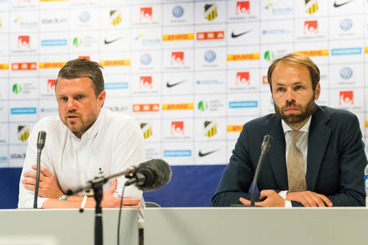 Elfsborgs manager Jimmy Thelin och Häckens tränare