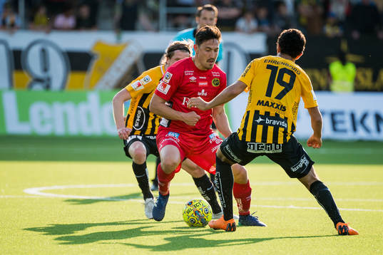 Elfsborgs Stefan Ishizaki och Häckens Daleho Irandust
