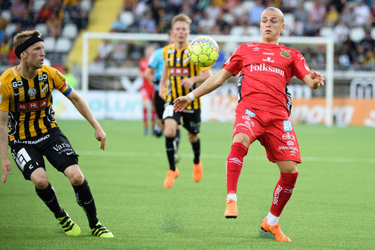 Elfsborgs Jesper Karlsson och Häckens Rasmus Lindgren