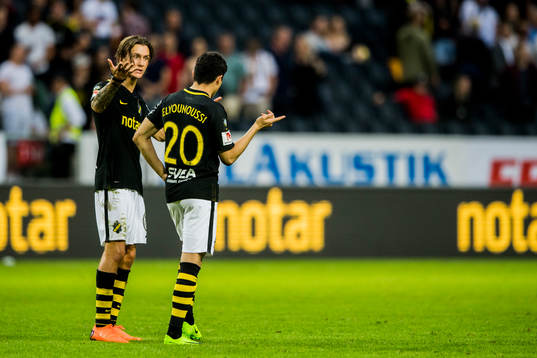s Kristoffer Olsson och Tarik Elyounoussi deppar