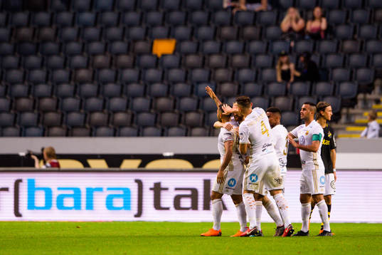 Östersunds spelare jublar