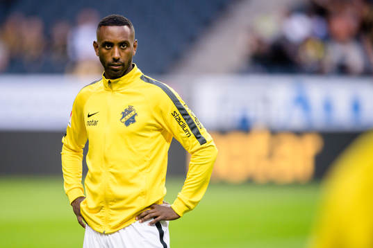 s Henok Goitom före fotbollsmatchen i Allsvenskan mellan