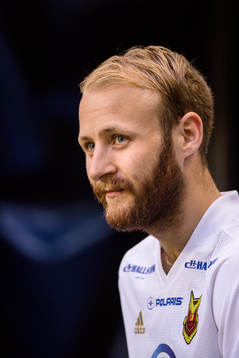 Östersunds Curtis Edwards före  fotbollsmatchen i