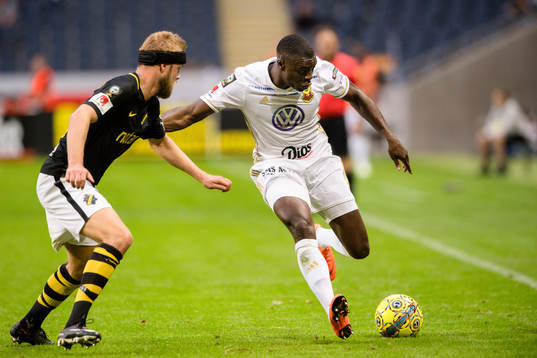 s Daniel Sundgren och Östersunds Ken Sema