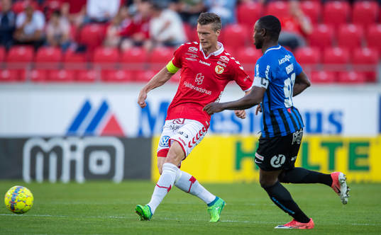 Kalmars Viktor Elm och Sirius Moses Ogbu