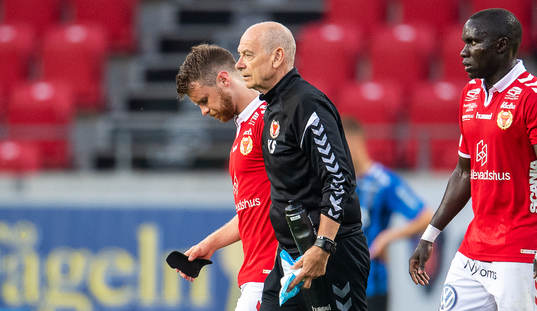 Kalmars Måns Söderqvist skadade sig