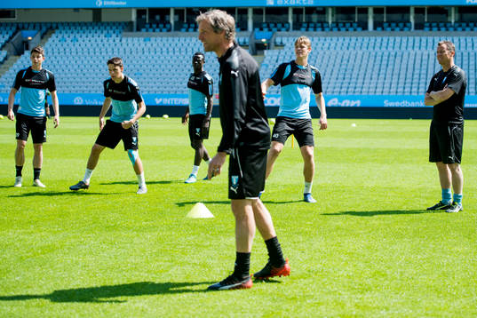 Sportchef och tränare Daniel Andersson och assisterande