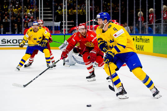 Sveriges Mattias Ekholm och Rysslands Vladislav Gavrikov