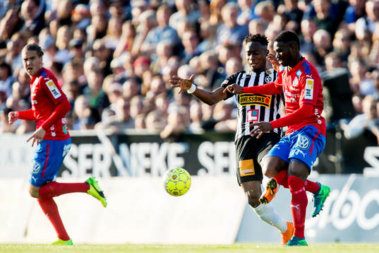 Helsingborgs Mohammed Abubakari och Landskronas Karim Sadat