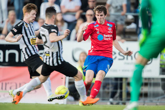 Helsingborgs Adam Eriksson