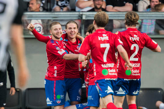 Helsingborgs Darijan Bojanic, Charlie Weberg och Max