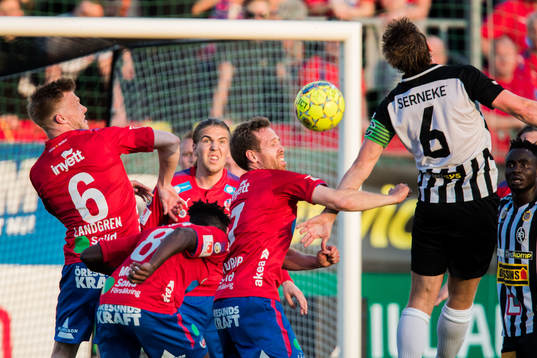 Helsingborgs Anders Degn Randrup i duell
