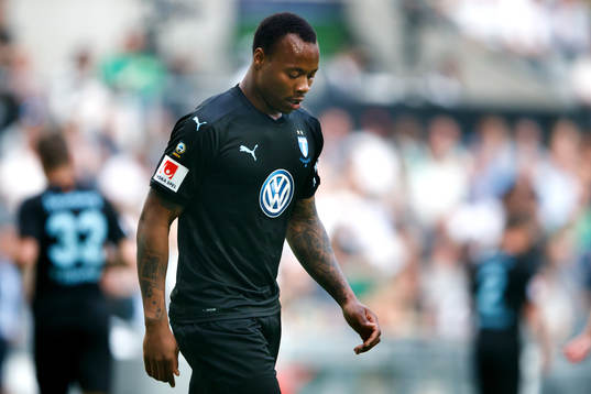 Malmö FFs Carlos Strandberg deppar