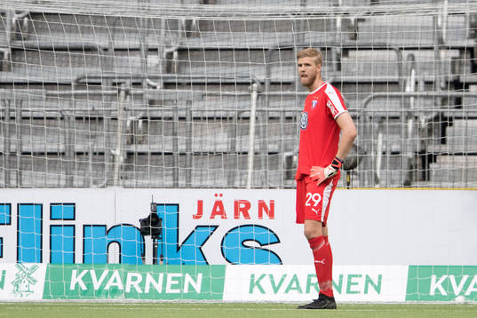 Malmö FFs målvakt Fredrik Andersson deppar