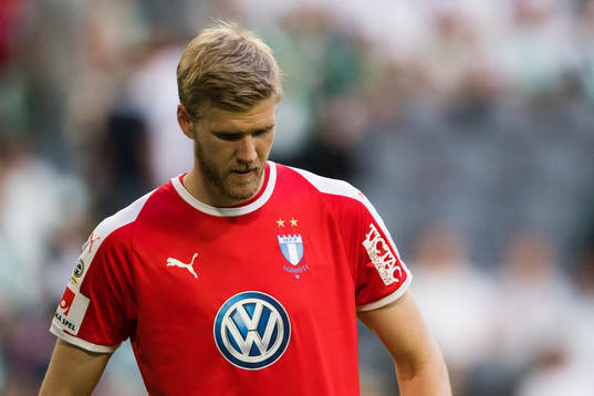 Malmö FFs målvakt Fredrik Andersson deppar
