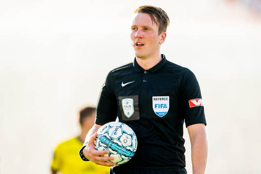 Referee Kai Erik Steen