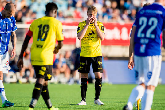Elliot Käck of Start looks dejected