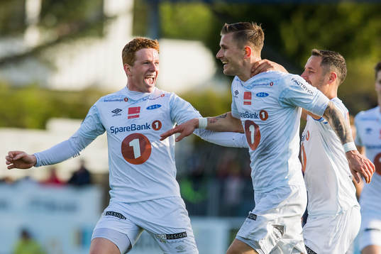 Erik Tønne of Ranheim celebrates with his teammates