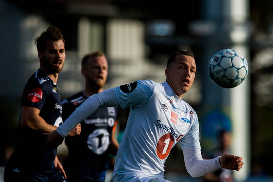 Christoffer Aasbak of Kristiansund and Michael Karlsen of