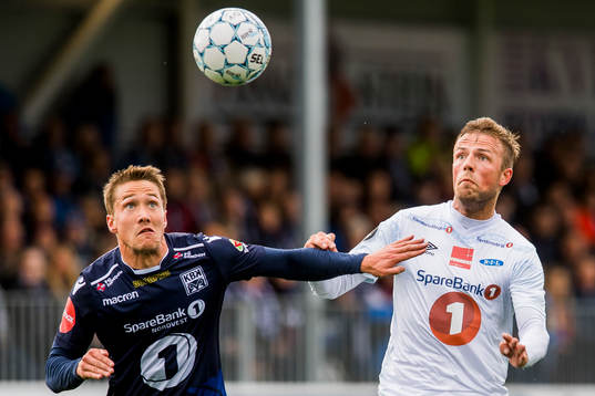Erlend Ernst Blakstad Sivertsen of Kristiansund and Kim Ove