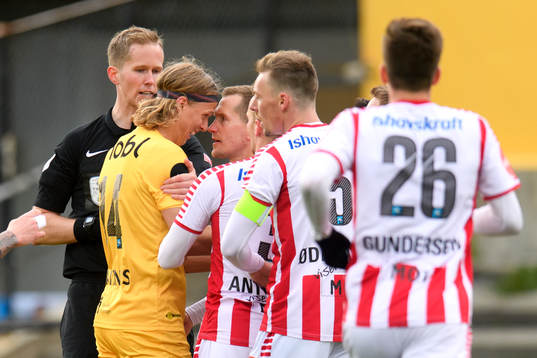 Ulrik Saltnes of Bodø/Glimtand Morten Gamst Pedersen of