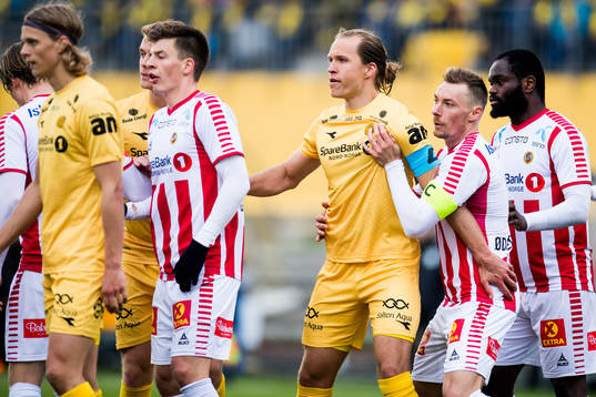 Martin Bjørnbak of Bodø/Glimt and Magnar Ødegaard of