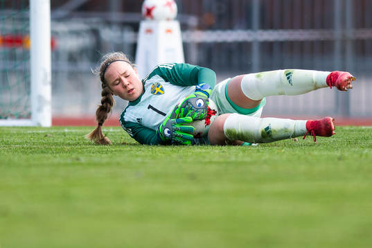 Sveriges målvakt Sofia Hjern