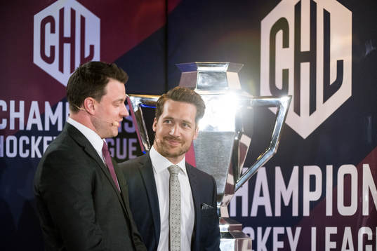Andrew Lord tränare Cardiff Devils och Växjös tränare
