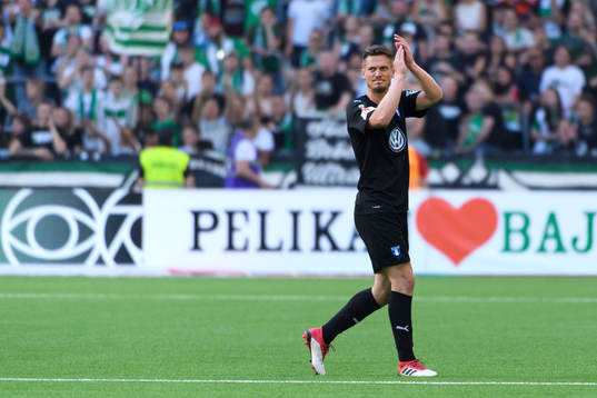 Malmö FFs Markus Rosenberg byts ut