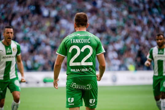 Hammarbys Muamer Tankovic jublar