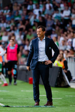 Malmö FFs tränare Daniel Andersson deppar