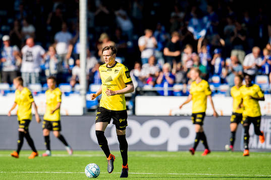 Kristjan Floki Finnbogason of Start looks dejected