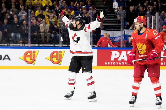 Kanadas Kyle Turris jublar