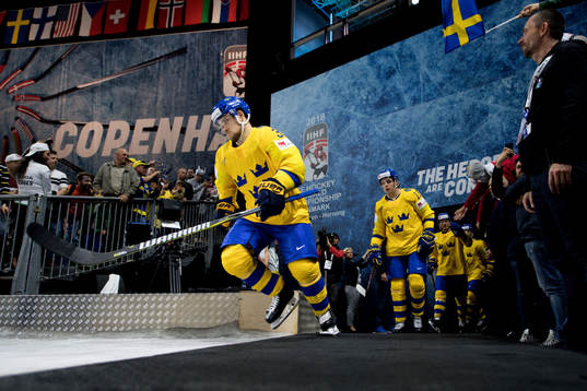 Sveriges Viktor Arvidsson gör entre