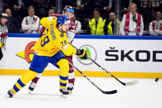 Sveriges Filip Forsberg och Lettlands Kristaps Zile