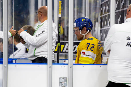 Sveriges Patric Hörnqvist i utvisningsbåset