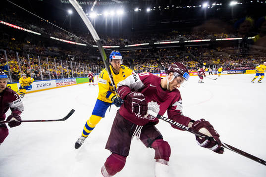 Sveriges Mikael Backlund och Lettlands Miks Indrasis
