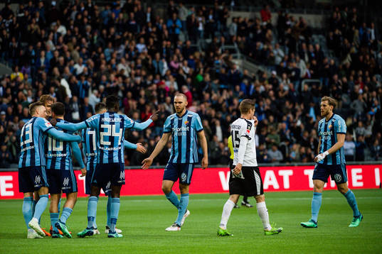 Djurgårdens spelare jublar