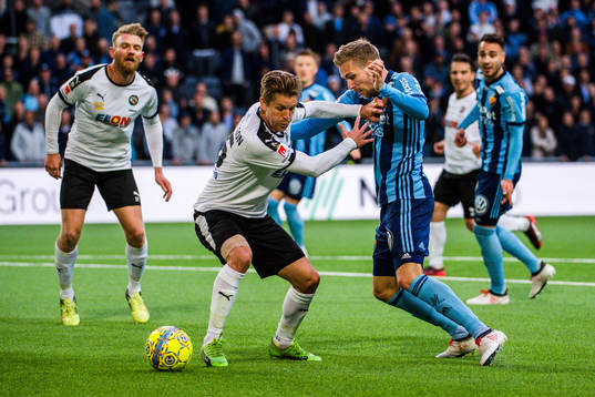 Örebros Martin Lorentzson och Djurgårdens Jonathan Ring