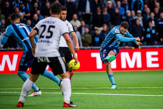 Djurgårdens Kerim Mrabti för 2-0