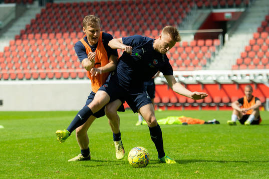 Helsingborgs Andreas Landgren och Andri Rúnar