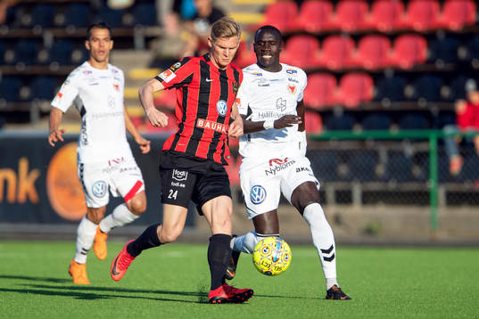 Brommapojkarnas Fritiof Björken och Kalmars Papa Alioune