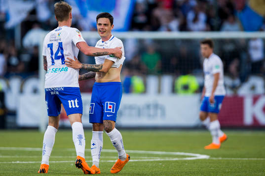Norrköpings Eric Smith och David Moberg Karlsson jublar