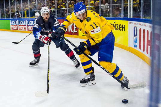 s Nick Bonino