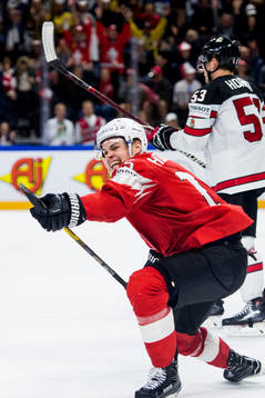 Schweiz Gregory Hofman jublar