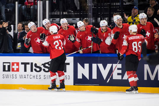 Schweiz Kevin Fiala jublar