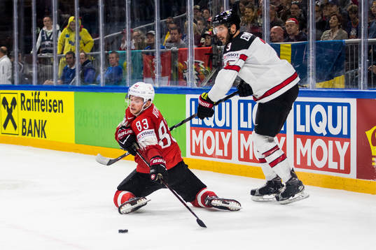 Schweiz Joel Vermin och Kanadas Joel Edmundson