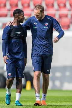 Helsingborgs Mohammed Abubakari och Andreas Granqvist
